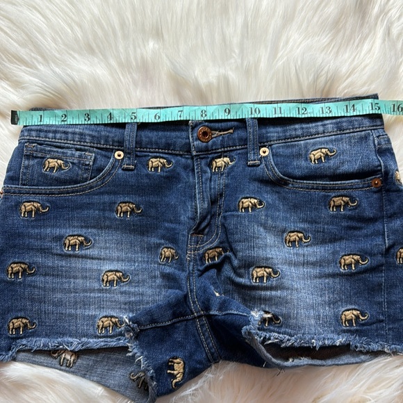 Lucky Brand Malibu Short with Elephants Size 2/26 - Picture 5 of 6